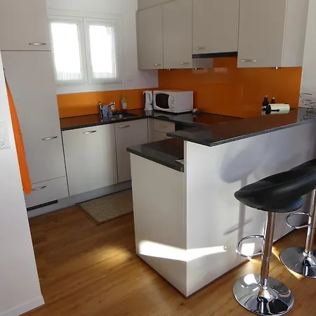 公寓 非洲菊小木屋 *